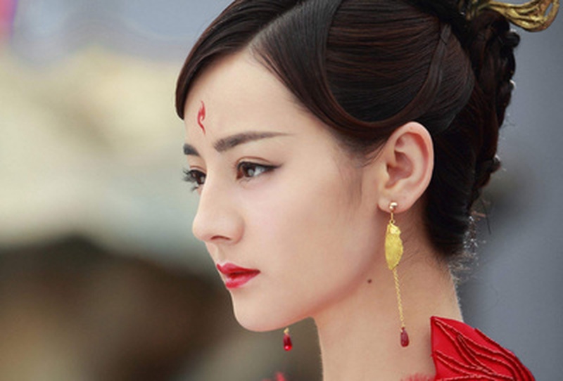 迪丽热巴
