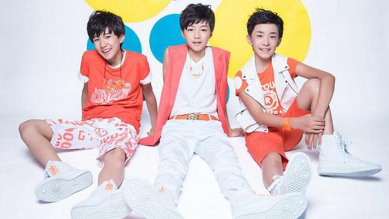 TFBOYS成员私下聚餐被拍，罕见合体破不和传闻引粉丝热议